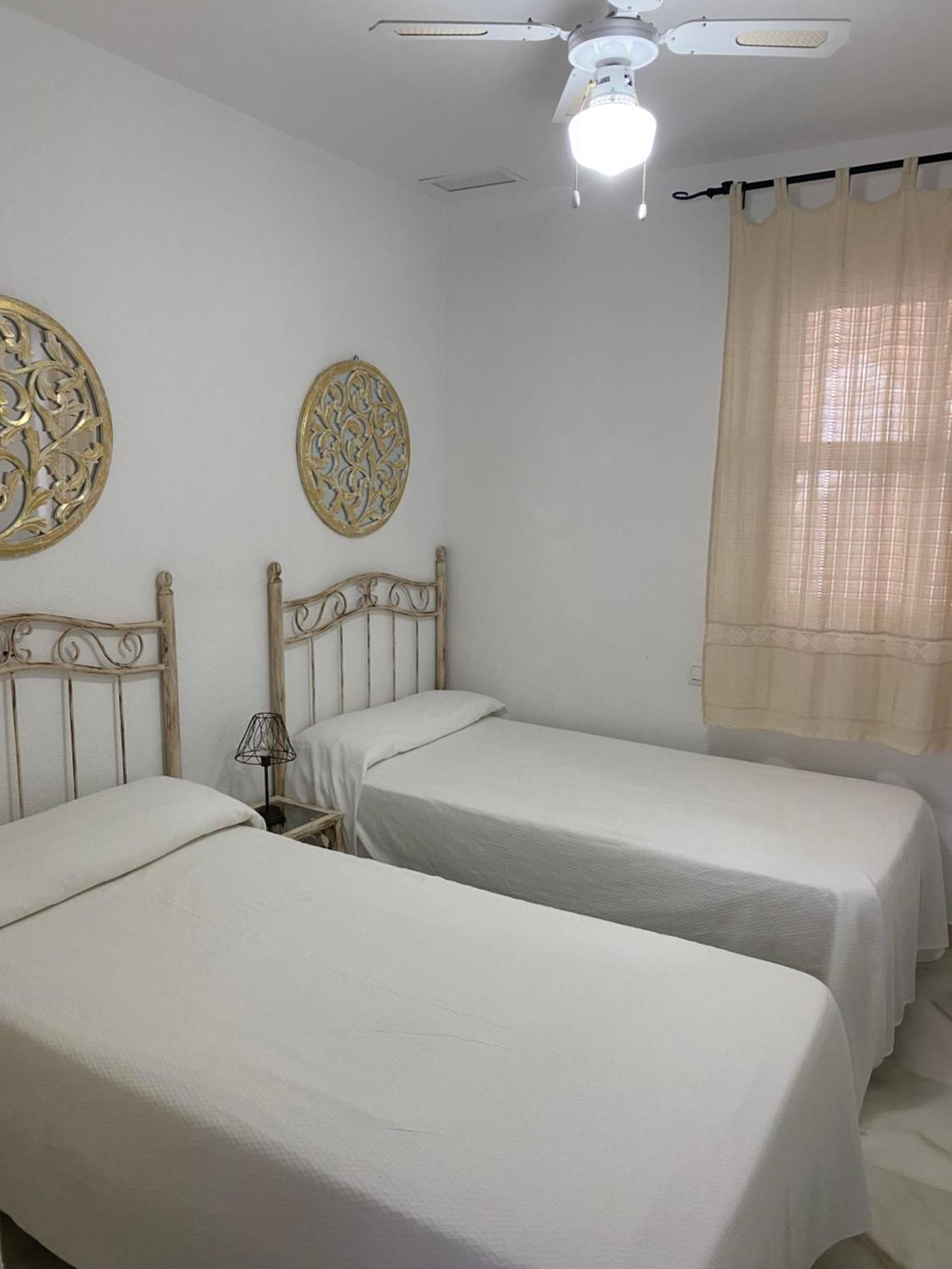 Casitasmanoli Conil Plaza Huerta De Enmedio Apartment