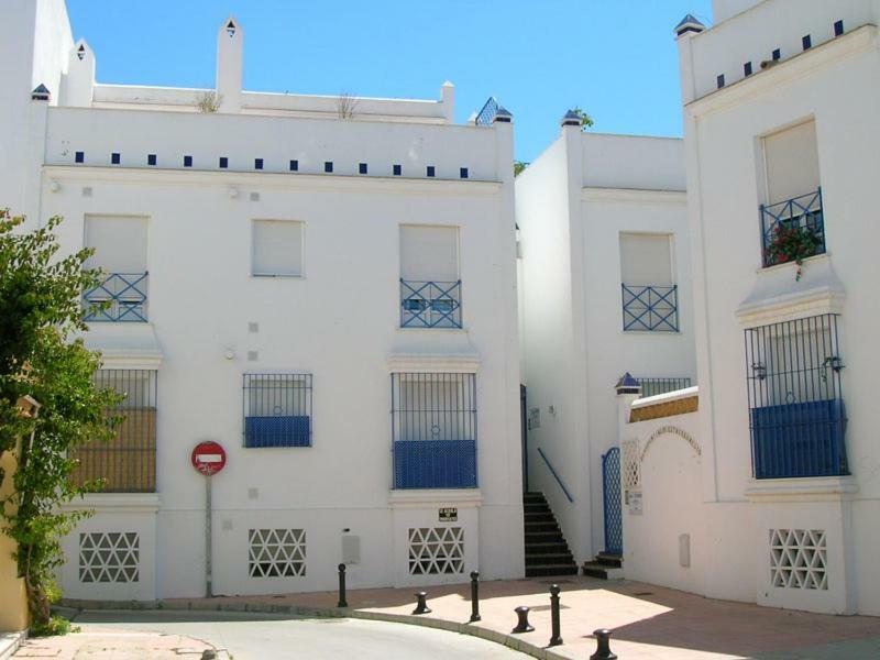 Casitasmanoli Conil Plaza Huerta De Enmedio Conil De La Frontera